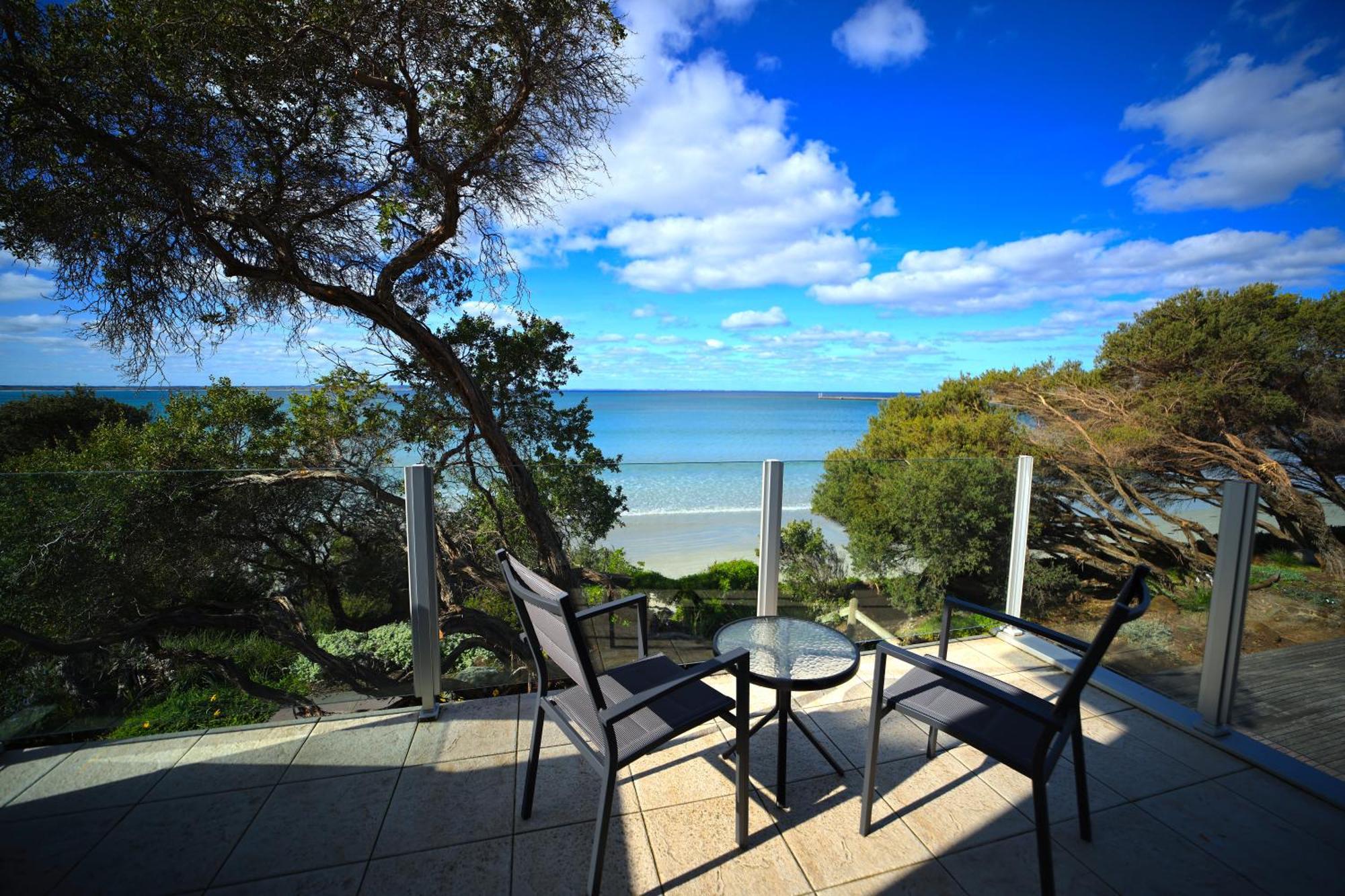 Battery Cove Beach Front Apartment Порт Феъри Екстериор снимка