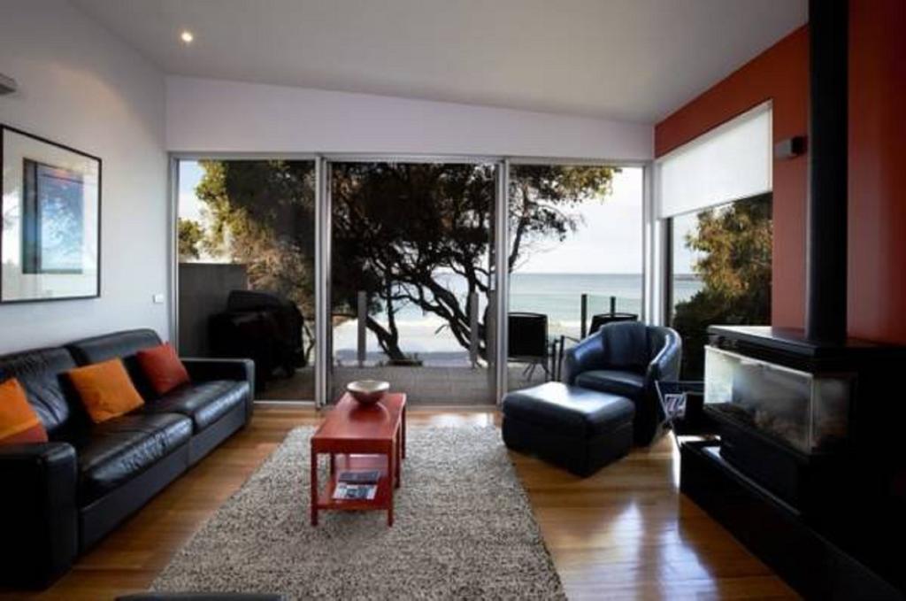 Battery Cove Beach Front Apartment Порт Феъри Стая снимка